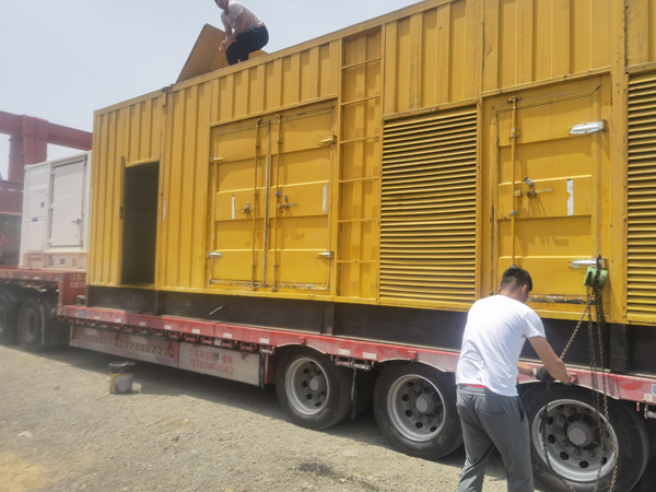 华容除了负载情况和发动机维护，还有哪些因素会影响 200kw 柴油发电机的油耗？